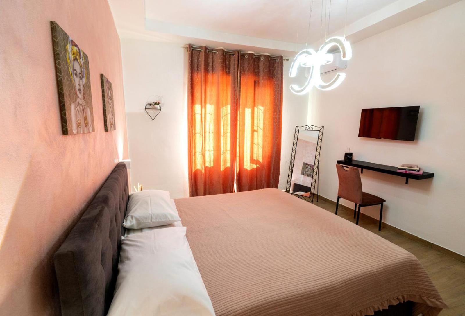 Parthenope Luxury House Guest house