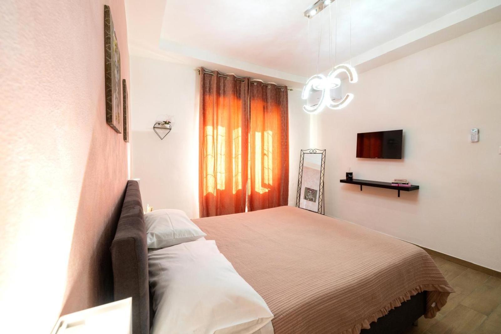 Parthenope Luxury House